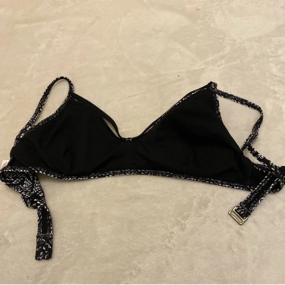 Xhilaration stylish bikini